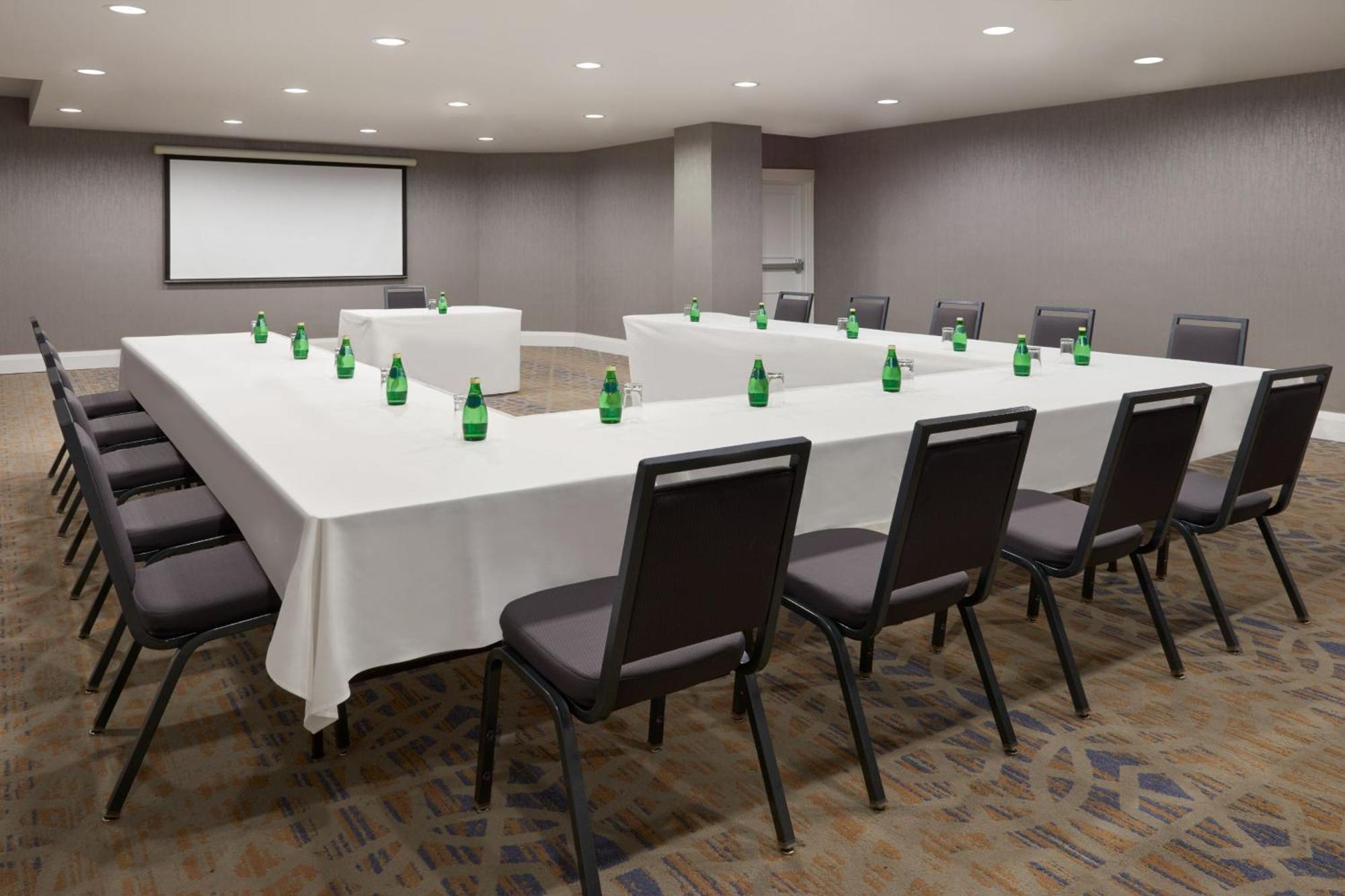Sheraton Parkway Toronto North Hotel&Suites Richmond Hill Esterno foto