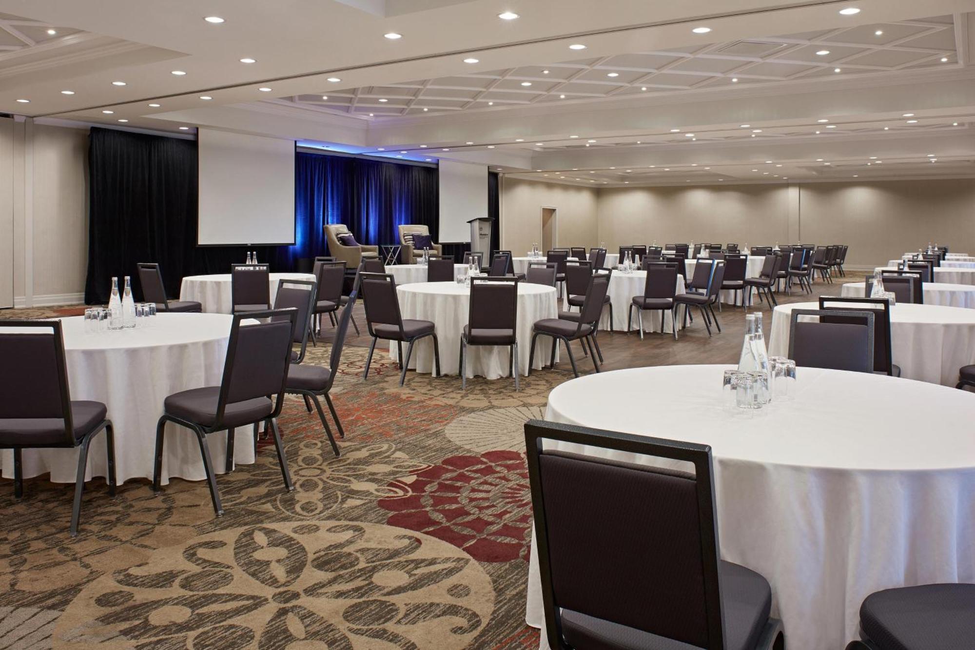 Sheraton Parkway Toronto North Hotel&Suites Richmond Hill Esterno foto