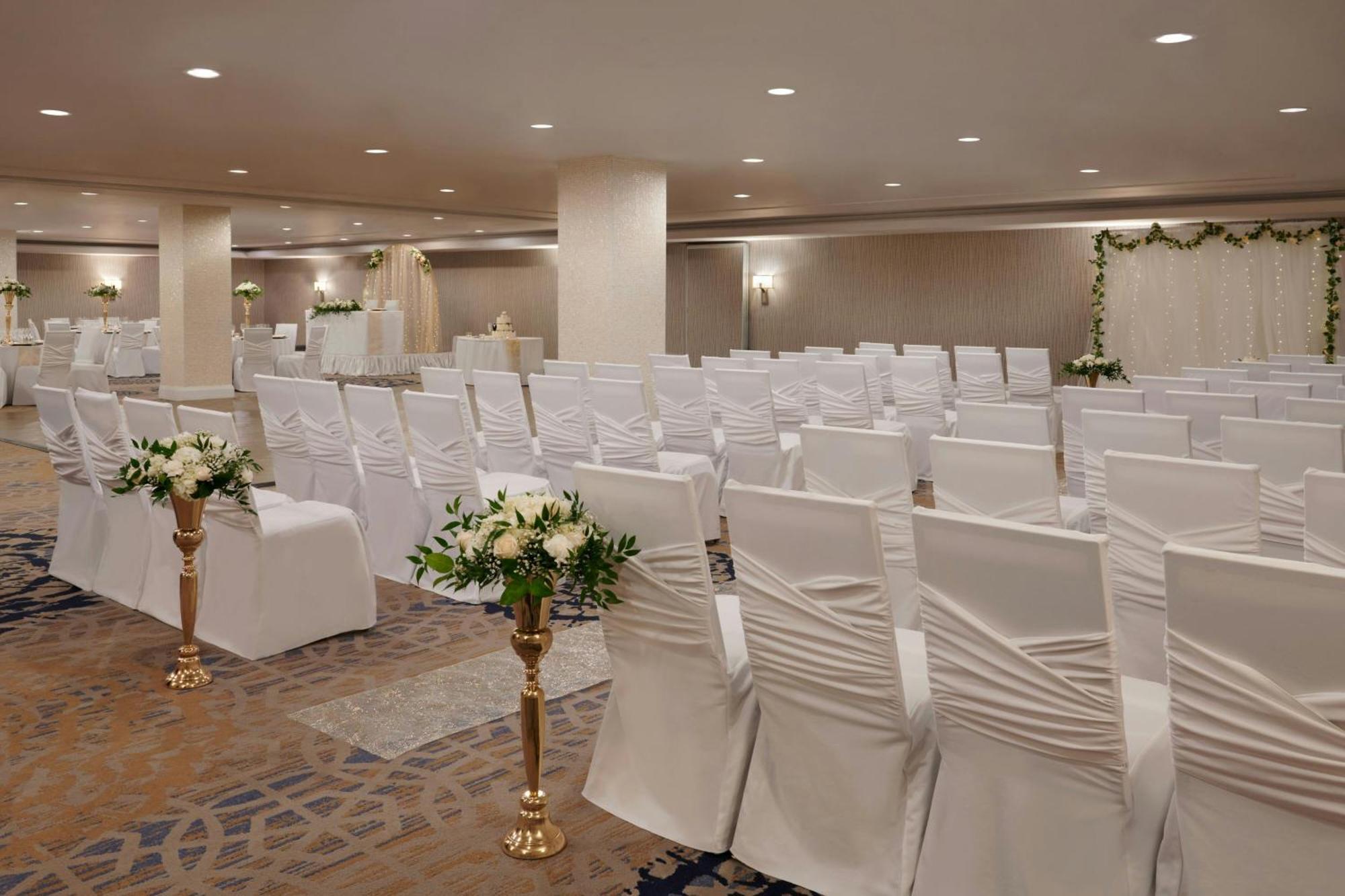 Sheraton Parkway Toronto North Hotel&Suites Richmond Hill Esterno foto