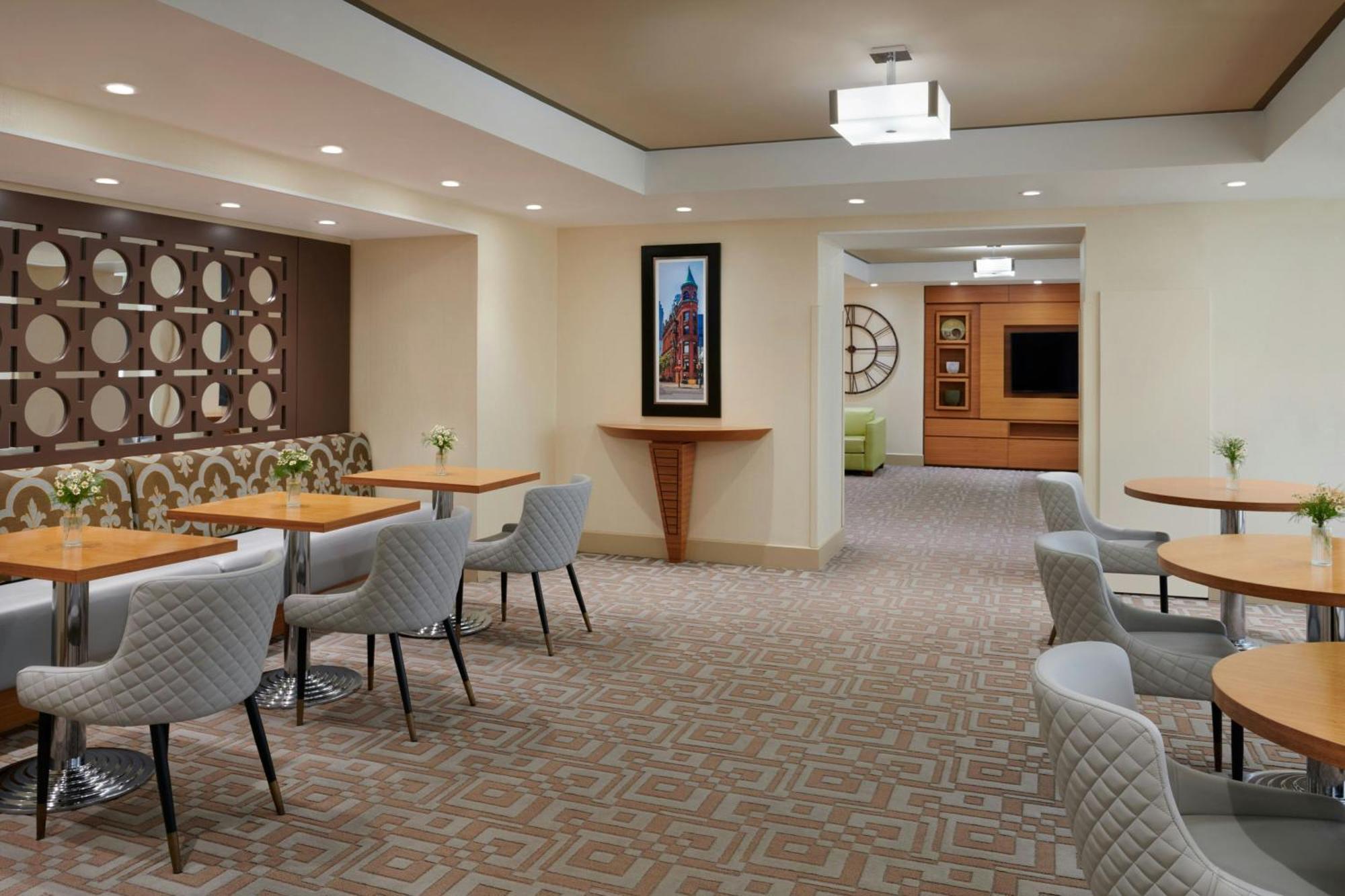 Sheraton Parkway Toronto North Hotel&Suites Richmond Hill Esterno foto